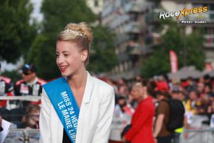 Race Babe