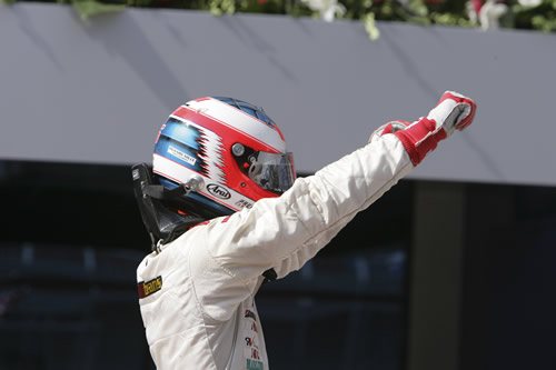 Alex Prémat wint race 1 in Turkije