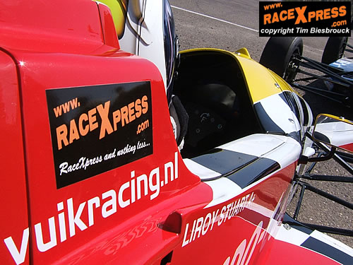 Liroy Stuart in de auto