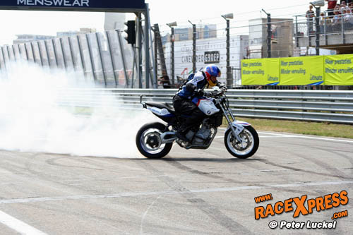 Stuntbike in actie
