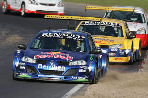 Renault Mégane wint race 2
