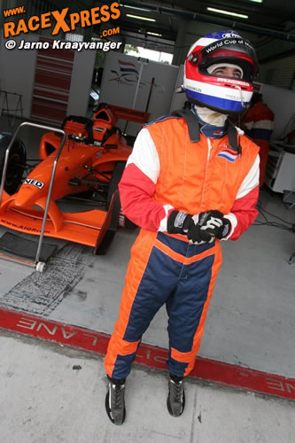 Jeroen Bleekemolen houdt voor Team Nederland het weer nauwlettend in de gaten!
