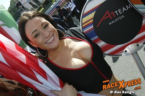 Altijd mooie babes in Brands Hatch