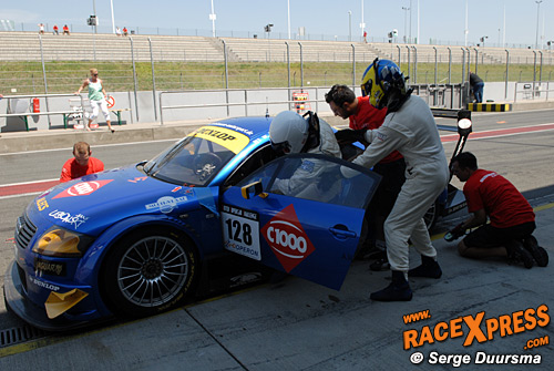 Pitstop van der Hoek / van der Zwaan