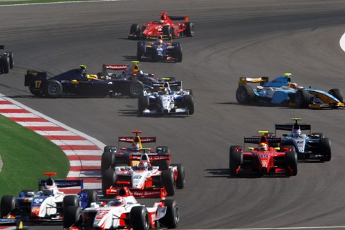 Mike Conway, Andy Soucek en Adrian Zaugg zorgen voor een safety car