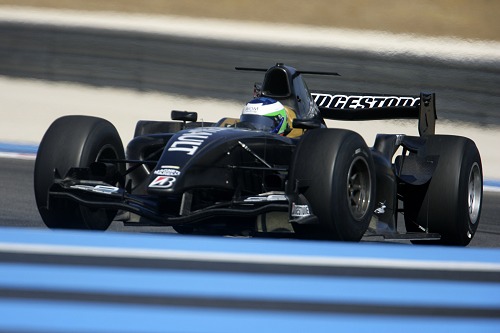 Olivier Pla scheurt over het circuit