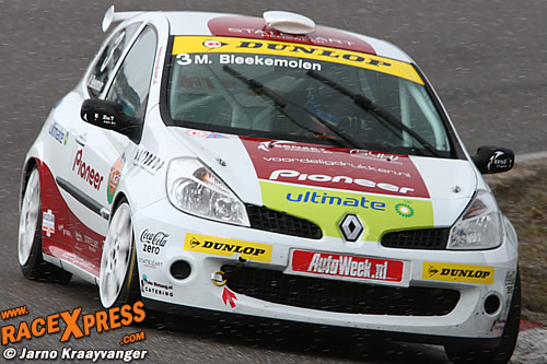 Michael Bleekemolen trotseert de sneeuw