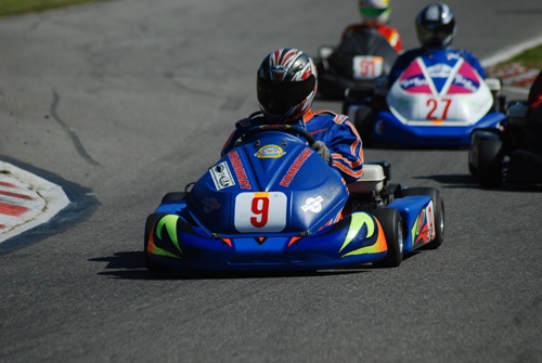 Kombikart Ekart, C2N Telematch Racing, RAEK Racing en Racemates.nl vechten om plaats drie