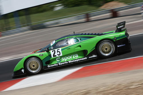 Een zwart weekend voor Gravity Racing International