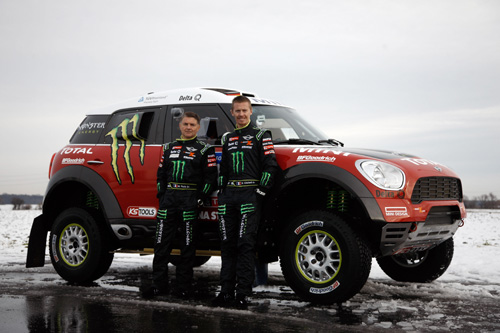 Coureur Guerlain Chicherit en co-piloot Michel Périn