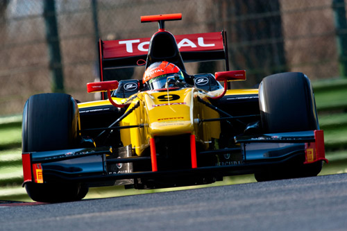Romain Grosjean wint Feature Race; Van der Garde sterk naar podium + UITSLAG