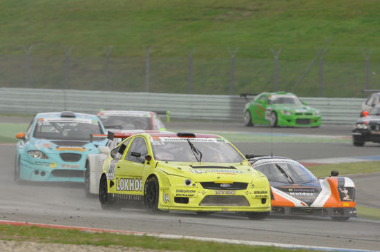 Technische malheur blijft AT Motorsport niet gespaard