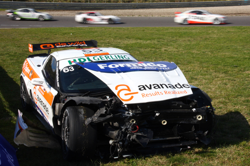 Corvette C6 heftig beschadigd