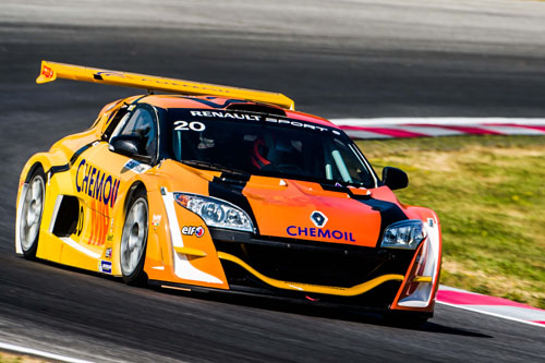 Wisselende resultaten voor Max Braams tijdens Eurocup Megane Trophy races in Oostenrijk