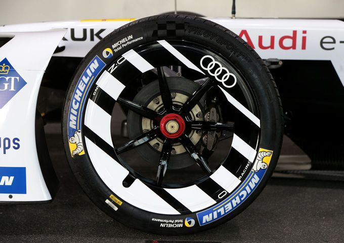 nieuwe Formule E racer Audi e-tron FE04