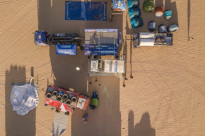 Op 85 procent door zesde etappe Africa Eco Race: "Mijn gevoel zegt dat we het lek boven hebben"
