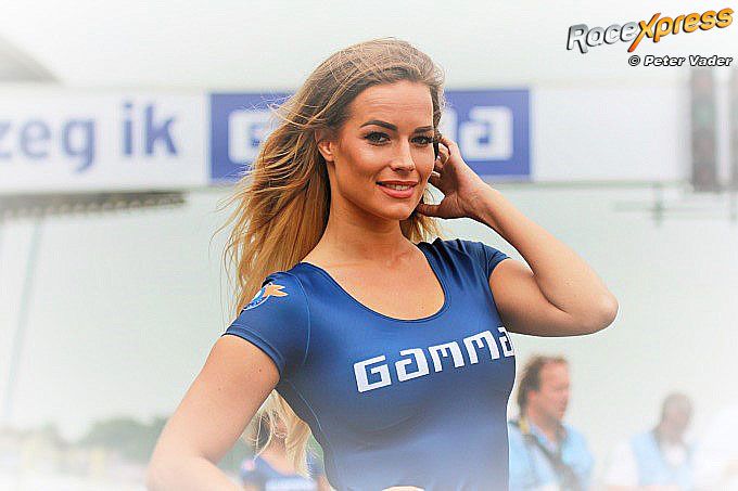 What's on a man's mind? Girls and Racing Cars...