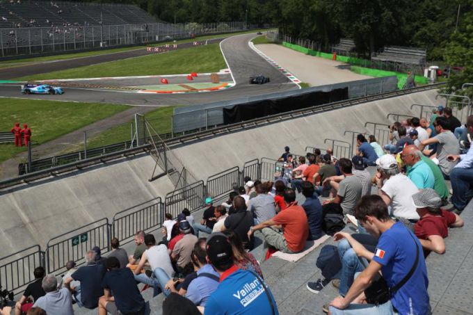 ELMS Monza fans