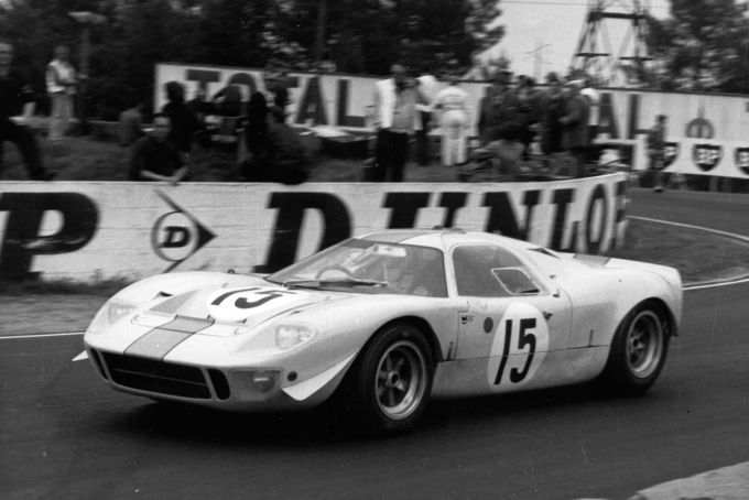 Jacky Ickx Ford GT