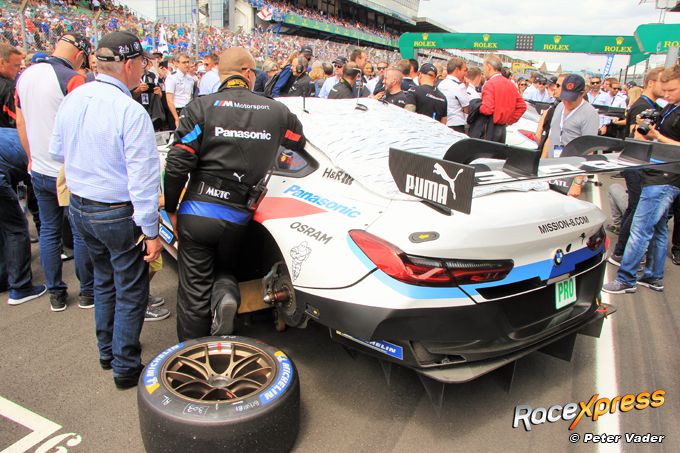 BMW M8 GTE rear grid walk RX foto Peter Vader