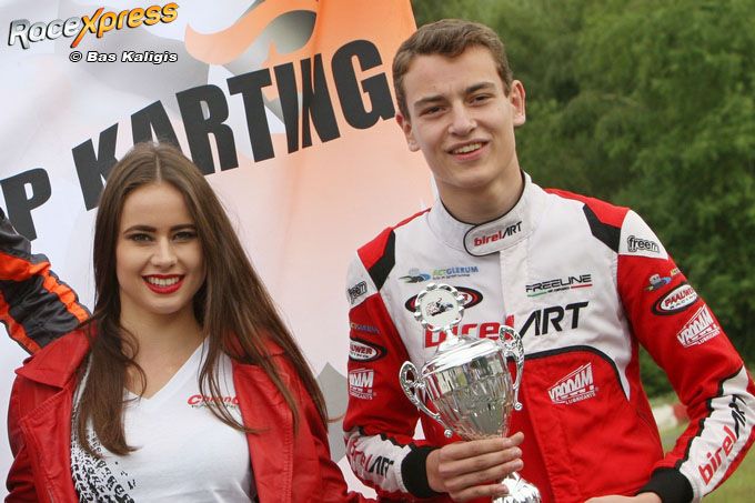 Robin Glerum en grid girl