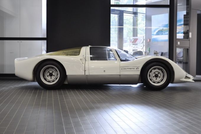 Historic Grand Prix Zandvoort en Porsche laten Porsche-museumstukken brullen