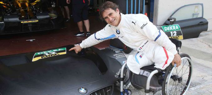 Zanardi pointing nr 12