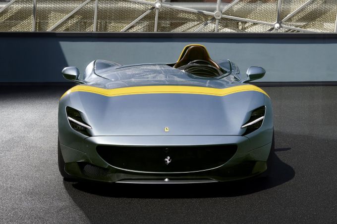 Ferrari onthult Monza SP1 en SP2
