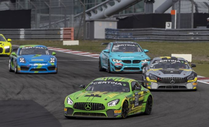 Bas Schouten onderweg Nurgburgring Mercedes AMG GT4 Selleslagh