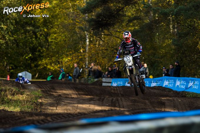 Duizenden fans genieten van spektakel tijdens vijftiende RTL GP Pre-proloog
