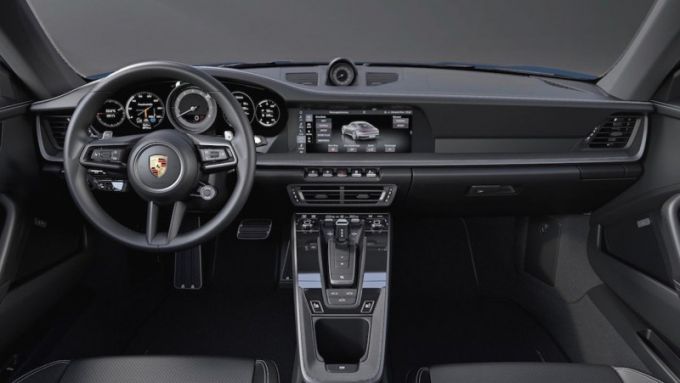 Porsche 992 dashboard