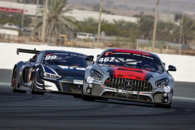 24H Dubai GT4 Ciceley Motors Mercedes AMG