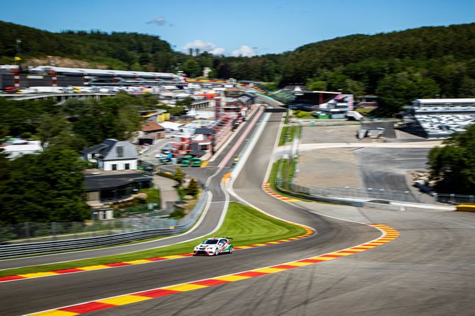 Eau Rouge