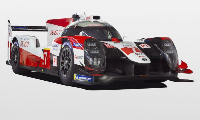 FOTO'S: Toyota staat ook niet stil met de ontwikkelingen en onthult haar nieuwe LMP1-bolide