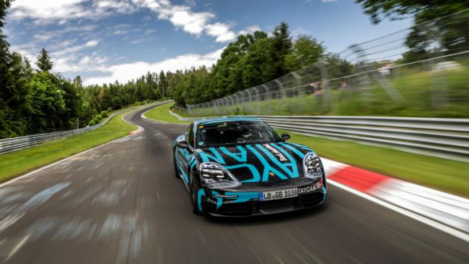 Porsche Taycan Nordschleife
