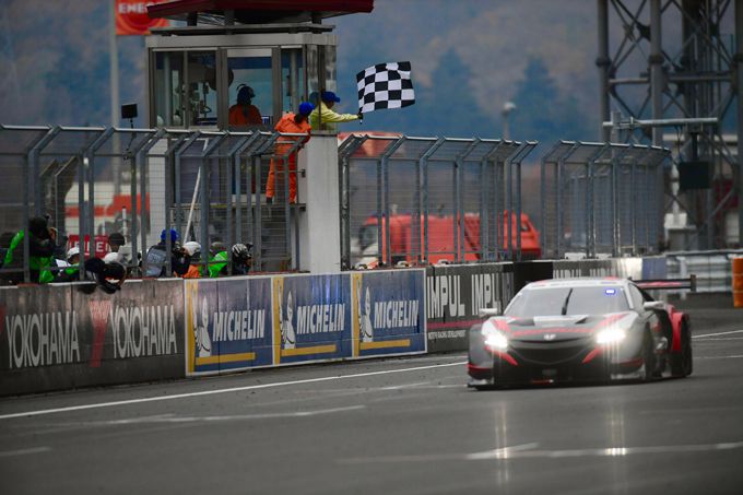 SuperGT x DTM winnaar race 2 Narain Kartheyan Honda NSX