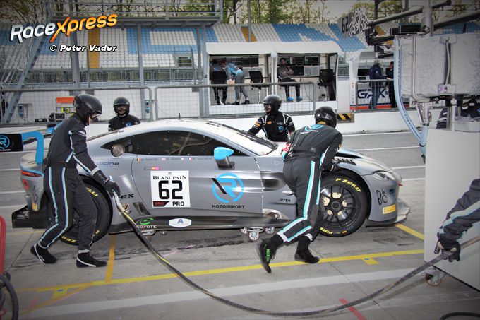 Aston Martin GT3 R-Motorsport pitstop Monza RX foto Peter Vader