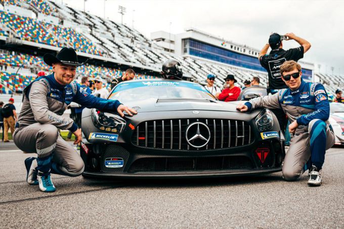 Russell Ward Indy Dontje Mercedes AMG GT4 Winward Racing
