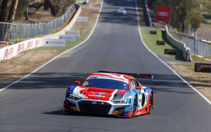 12H Bathurst Dries Vanthoor Audi R8