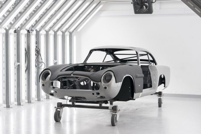 Aston Martin DB5 007 Newport Pagnell