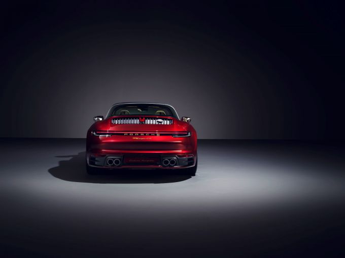 Porsche 911 Targa 4S Heritage Design Edition