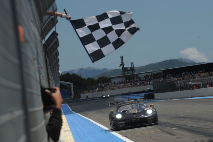 Nr77 Proton Competition Porsche 911 RSR Christian Ried Michele Beretta Alessio Picariello