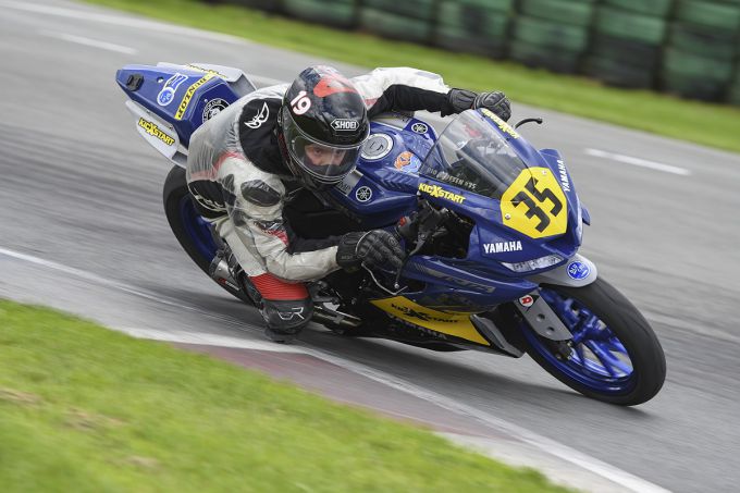 KicXstart Yamaha R125 Cup