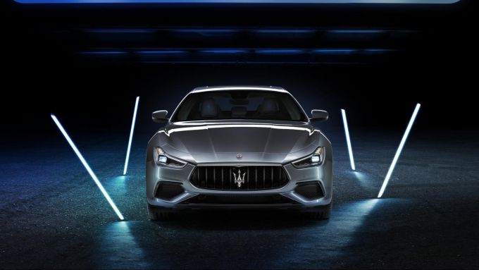 Ghibli Hybrid: de eerste geëlektrificeerde auto in de historie van Maserati