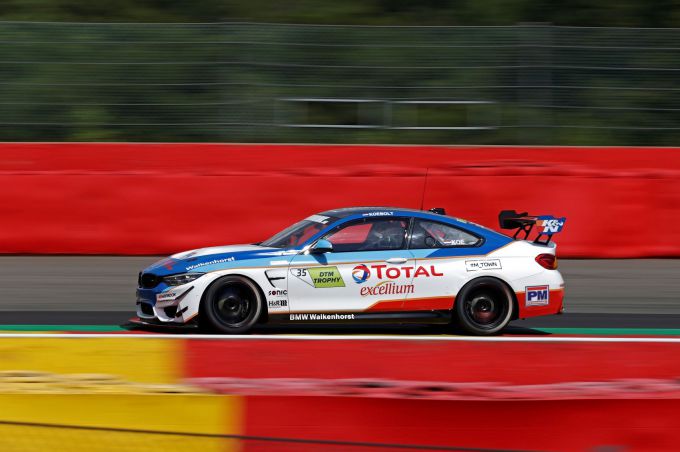 DTM Trophy Spa Race 2 Max Koebolt onderweg met BMW M4 Walkenhorst Motorsport