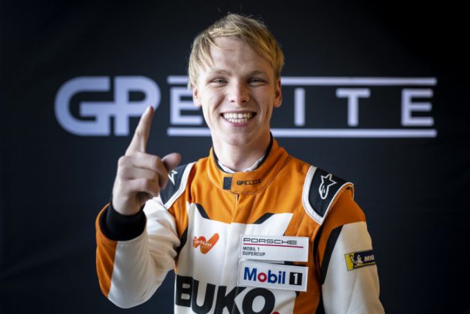 larry ten voorde vingertje omhoog GP Elite