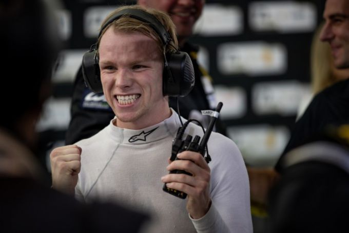 porsche-tenvoorde-pitbox
