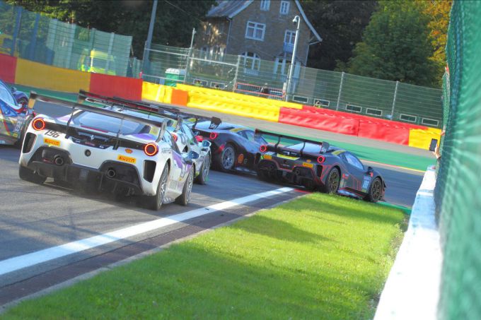 2_La_Source Roger Grouwels Ferrari Challenge Spa 2020