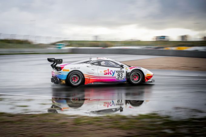 GT World Challenge Europe Powered by AWS Nr93 Ferrari Sky Italia