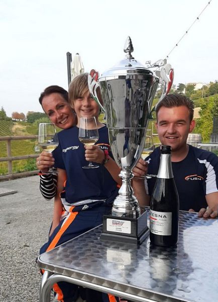 Sacha met moet Yvette en begeleider Bas Harting